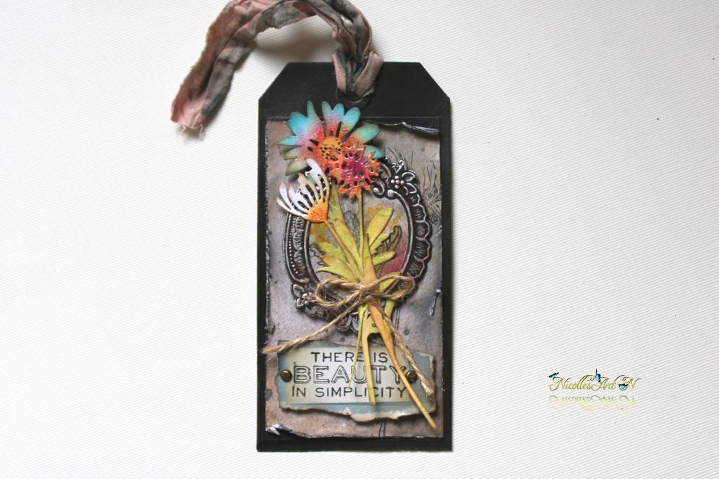 Poza Vintage flowers tag, a Tim Holtz/Si